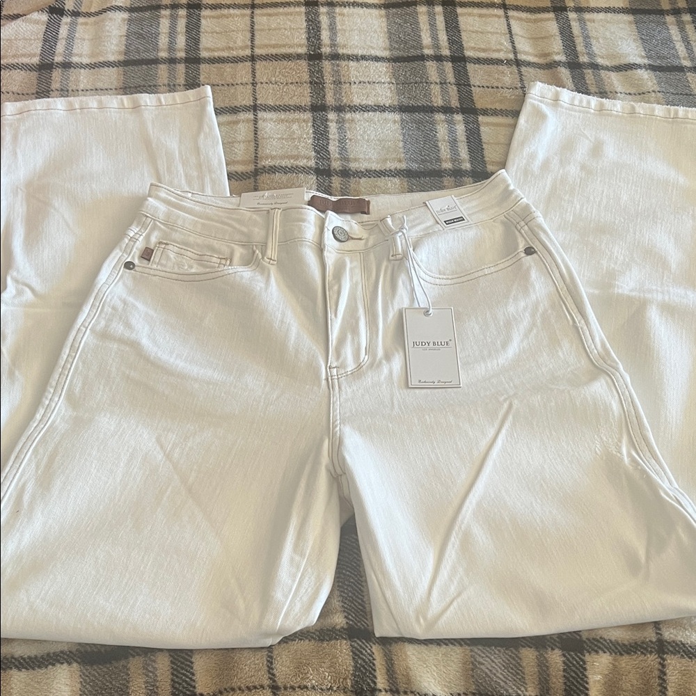 Judy Blue Off-White Denim Jeans